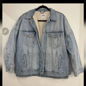 ZARA Oversized Sherpa Lined Denim Jacket - Size MEDIUM